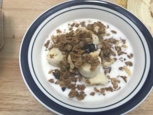Read more about the article Granola with banana