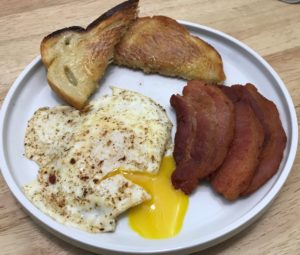Read more about the article Just bacon & egg