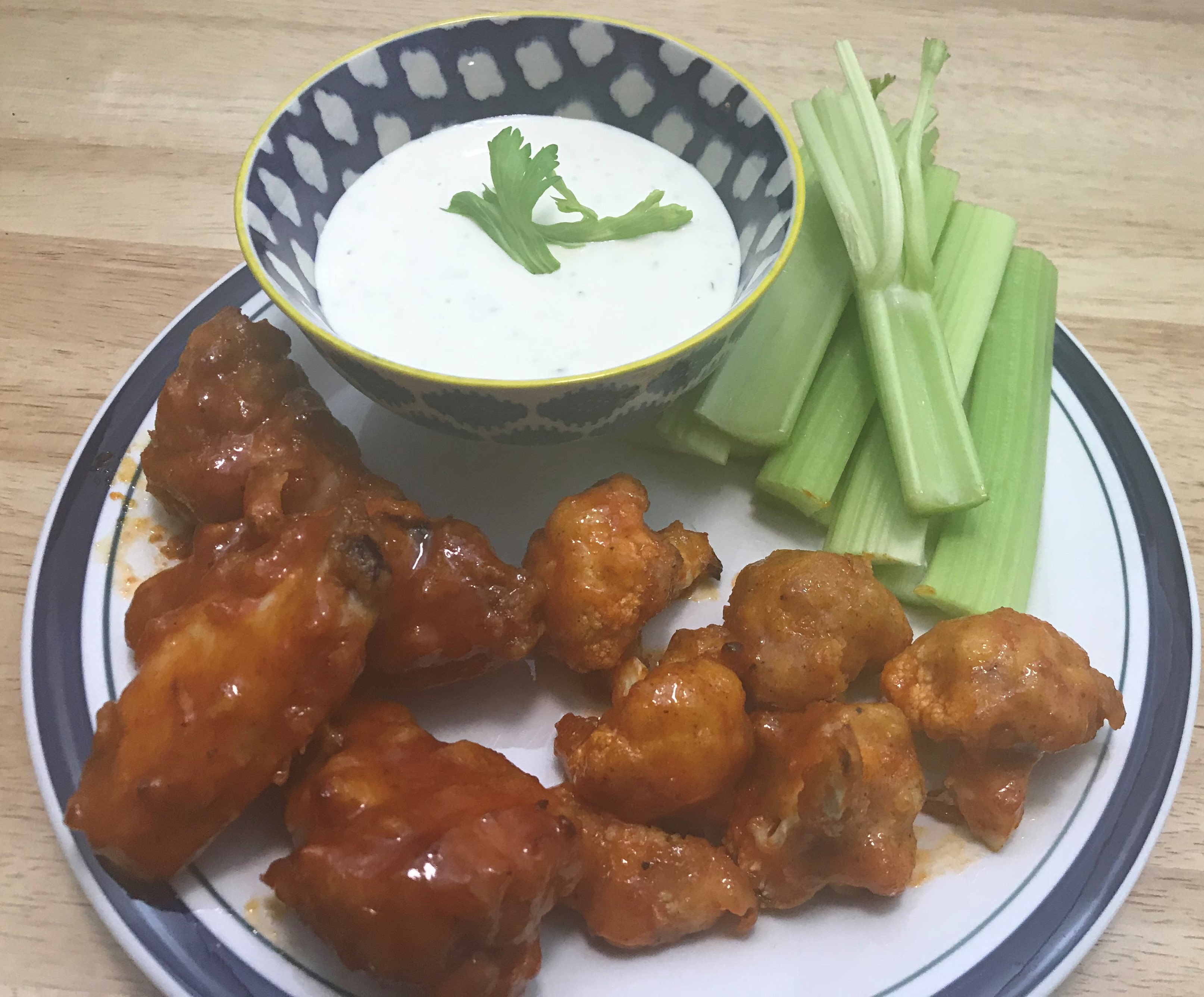 Read more about the article Wings & Cauliflower Wings