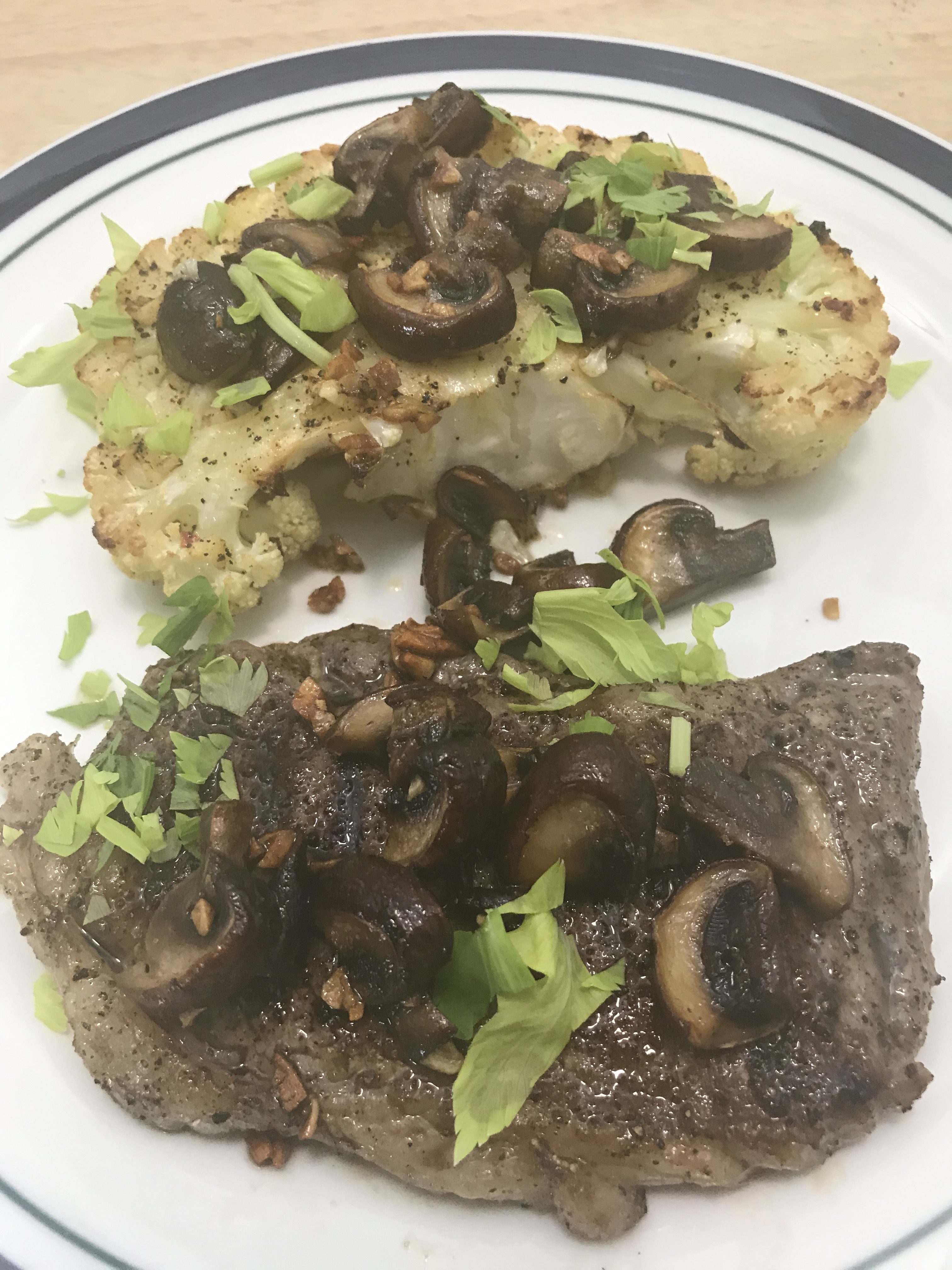 You are currently viewing Steak and Cauliflower Steak