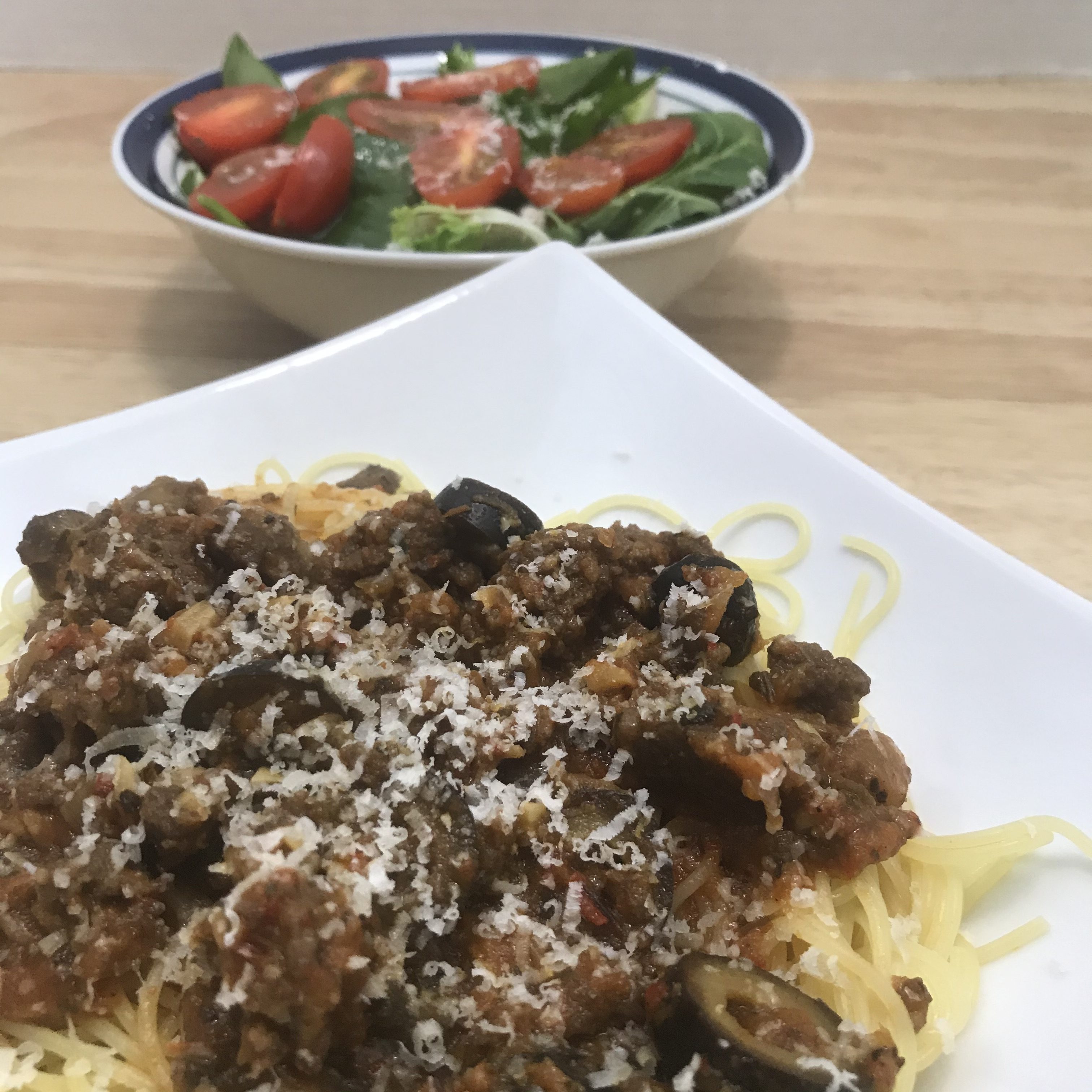 You are currently viewing Sausage Ragu with Spaghetti