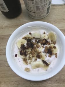 Read more about the article Granola & Yogurt