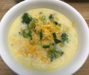Read more about the article Loaded Baked Potato Soup +