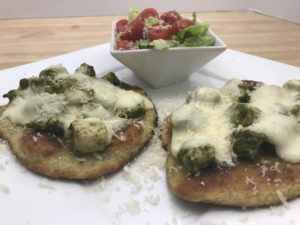 Read more about the article Chicken Pesto Pizza